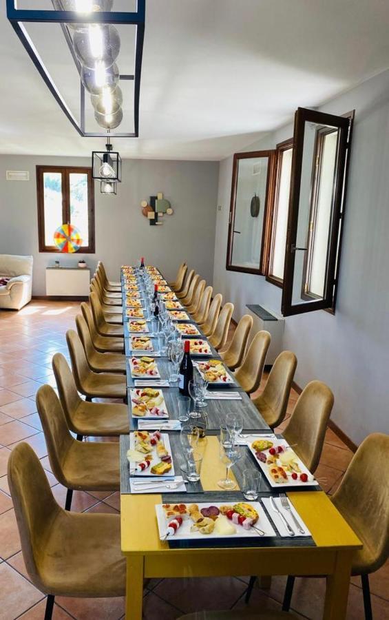 מלון Gemmano Locanda Delle Grotte Di Onferno מראה חיצוני תמונה