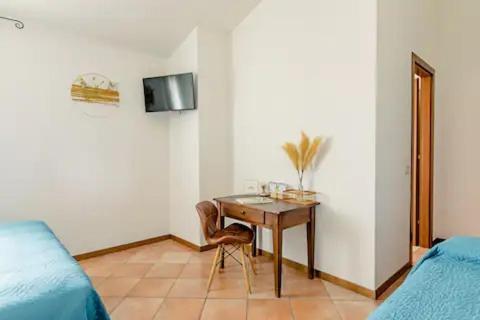 מלון Gemmano Locanda Delle Grotte Di Onferno מראה חיצוני תמונה